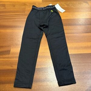 NWT Under Armour ColdGear K Base 2.0 Fitted Blk Leggings Youth S Baselayer Ski